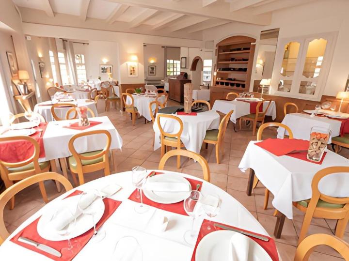 Local speciality restaurant in Nogent-le-Roi